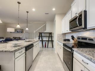 New Lovely Townhouse 5 Beds Private Pool Cub Free - 2