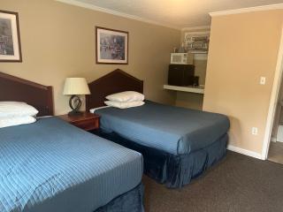 Steelhead Inn - Erie - 1