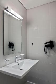 Phidias Piraeus Hotel - Piraeus - 9