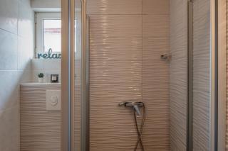Seaside family friendly house with a swimming pool Vir - 21522 - 1