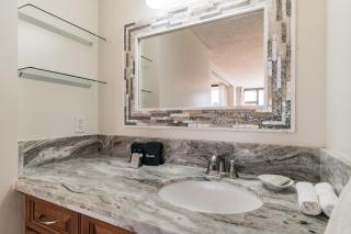 Tower 1 Suite 2705 - QQS - 3