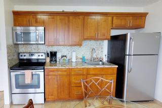 Deluxe Panoramic Mountain View Condo - 37th Floor, Free parking & Wifi condo - Honolulu - 5