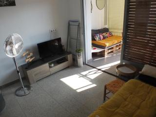 Apartamento Cerca de la Playa con Terraza y Parking en Roses, Costa Brava - ES-204-55 - Roses - 2