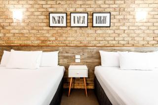 Sunshine Coast Motor Lodge - Woombye - 7