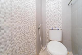 RedLiving Apartemen Gateway Cicadas - DB Room - Bandung - 1