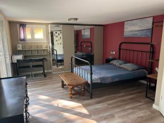 Grande Chambre à louer à Trélex avec entrée indépendante - Trélex - 0