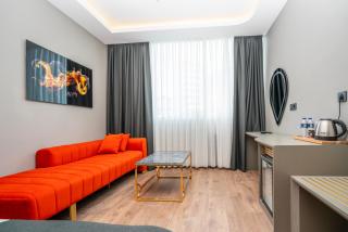 216 Ruby Suite - 5