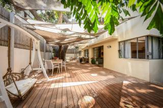 Charming 2BR Apt with a Breathtaking Patio in the Heart of the City with Shelter by Sea N' Rent - Tel Aviv - 1