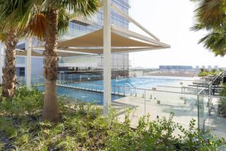 Opulent Studio at Carson C DAMAC Hills Dubailand by Deluxe Holiday Homes - Dubai - 3