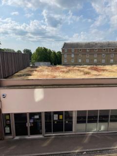 2 Bedroom Flat - Bedford - 9