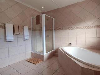 Aviators Paradise Guest House - Mossel Bay - 8
