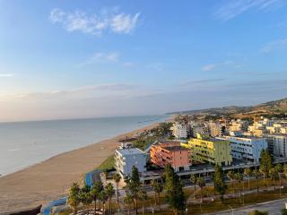 Oltre le Nuvole - Lido di Fermo - 0