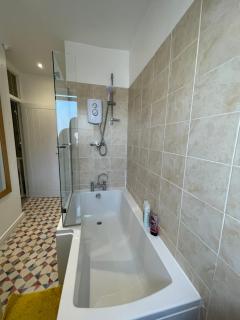 Nottingham Home Stay - 2