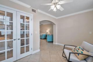 1st Floor Beauty Right By The Beach - Clearwater Beach - 7