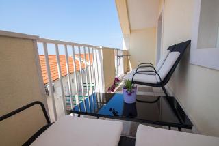 Aurora Apartments - 4