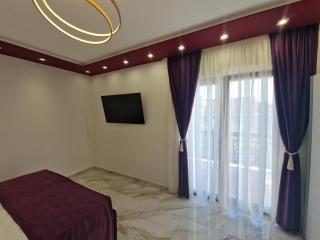 Victoria Apartments - 9