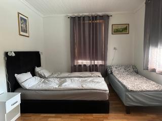 Oslo House, Nedre Kjellerstuvei, First floor, Twin Room - Lillestrøm - 5