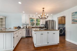 The Big Blue Lakehouse - Berrien Springs - 3