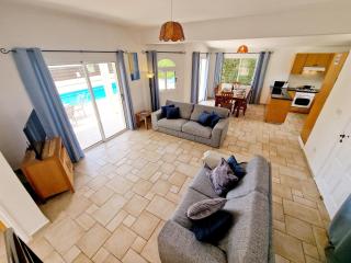 3 Bedroom Villa, close to Coral Bay strip and the beach - Paphos - 6