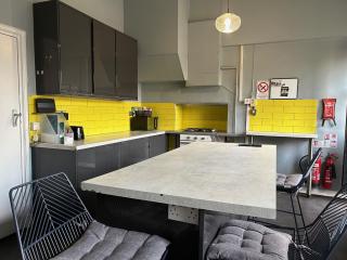 Cricketers Hostel - London - 9