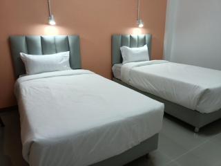 โรงแรม เดอะพีช / The Peach hotel - Phetchaburi - 1