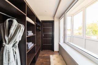 E. D. Elite Apartment - 4