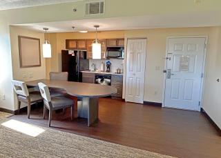 Candlewood Suites Indianapolis Downtown Medical District by IHG - Indianápolis - 3