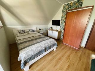 U Arlety - Pokoje Gościnne i Apartament - Darlowko - 0