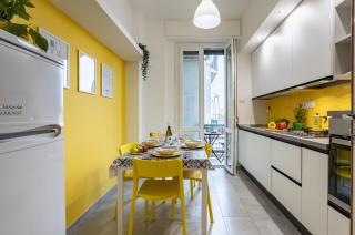 Yellowsunny Apartment with Two Balconies - Pisa - 7