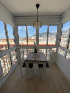 Exclusivo Estudio Piscinas, conserjería 24 h - Benalmádena - 2
