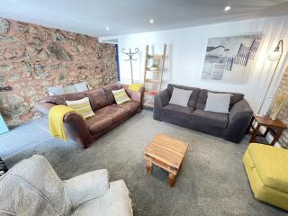 Treholme, great space for a family beach holiday! - 8