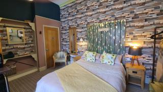The Alder Studio @ The Pheasant - Telford - 8