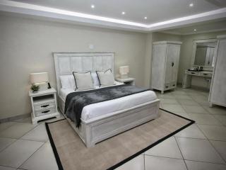 Decollage Estate - Polokwane - 5