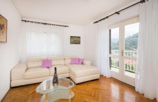 Apartments Maria - Povlja - 1