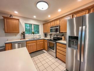 Kayaks Included Lakefront Home w Fire Pit Hot Tub Dock - Swanton - 1