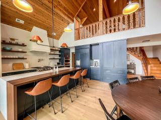 New Construction Beautiful Lake Front and Beautiful Home - Oakland - 8