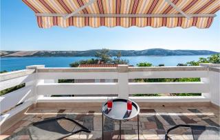 Amazing Apartment In Stara Novalja - 9