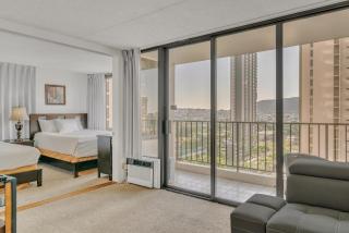 Excellent Diamond Head View Condo - Remodeled, Free Parking! - Honolulu - 2