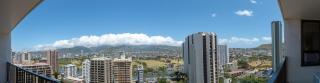 21st Floor Condo With View of Ko'olau Mountains and the Ala Wai Canal condo - Honolulu - 7