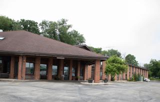 Lomira Inn and Suites - 1