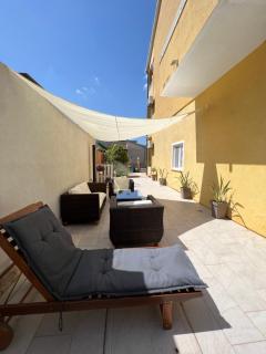 Apartments Ana - Stari Grad - 9