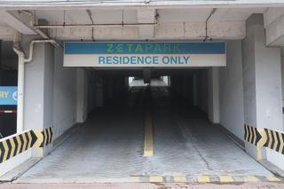 Happy House 2-4pax, 2 Free Parking Upstairs Mall, Columbia Hospital, TAR university,LRT Station, - Kuala Lumpur - 1