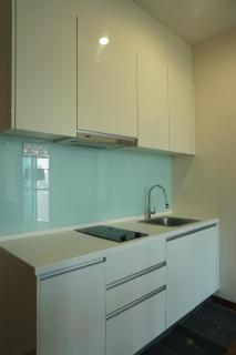 Happy House 2-4pax, 2 Free Parking Upstairs Mall, Columbia Hospital, TAR university,LRT Station, - Kuala Lumpur - 9