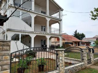Apartmani Tunjic - Gornji Karin - 5