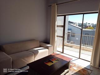 Waterstone Park 1 Bed - Lombardy East - 6