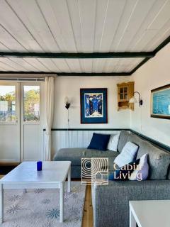 Southern cottage with terrace and magnificent view - Lillesand - 3