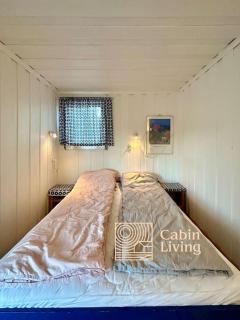 Southern cottage with terrace and magnificent view - Lillesand - 1
