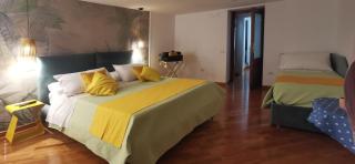 Two Rooms Chiaia 37 - Naples - 2