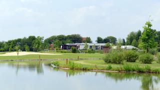 Greenhouse-Sonnengolf - Zsira - 9