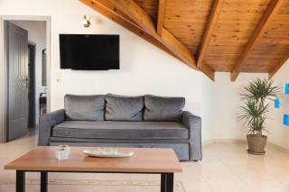 George Beachfront Apartments - 1